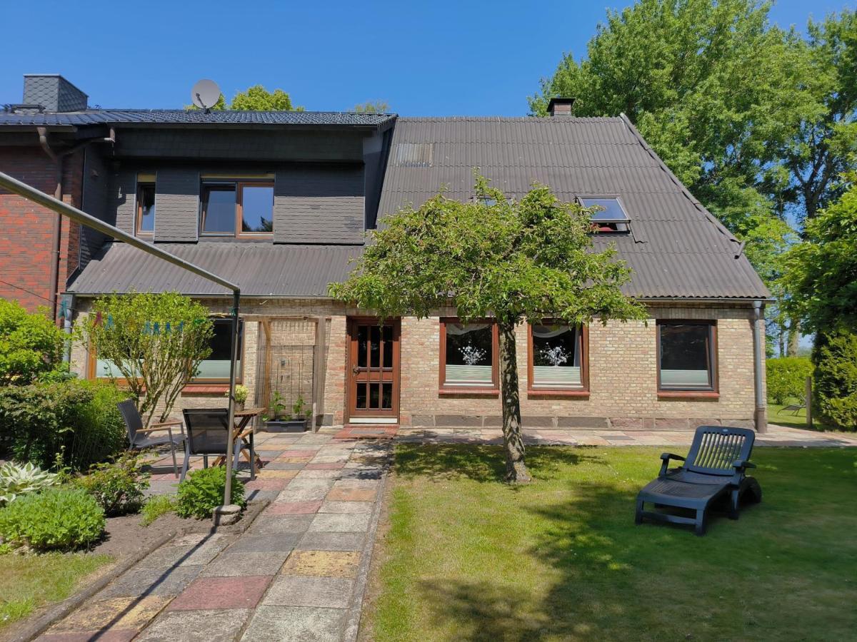Dorpstedt Ferienwohnung Zwischen Den Meeren - Schoene Und Gemuetliche Fewo Mit Garten מראה חיצוני תמונה
