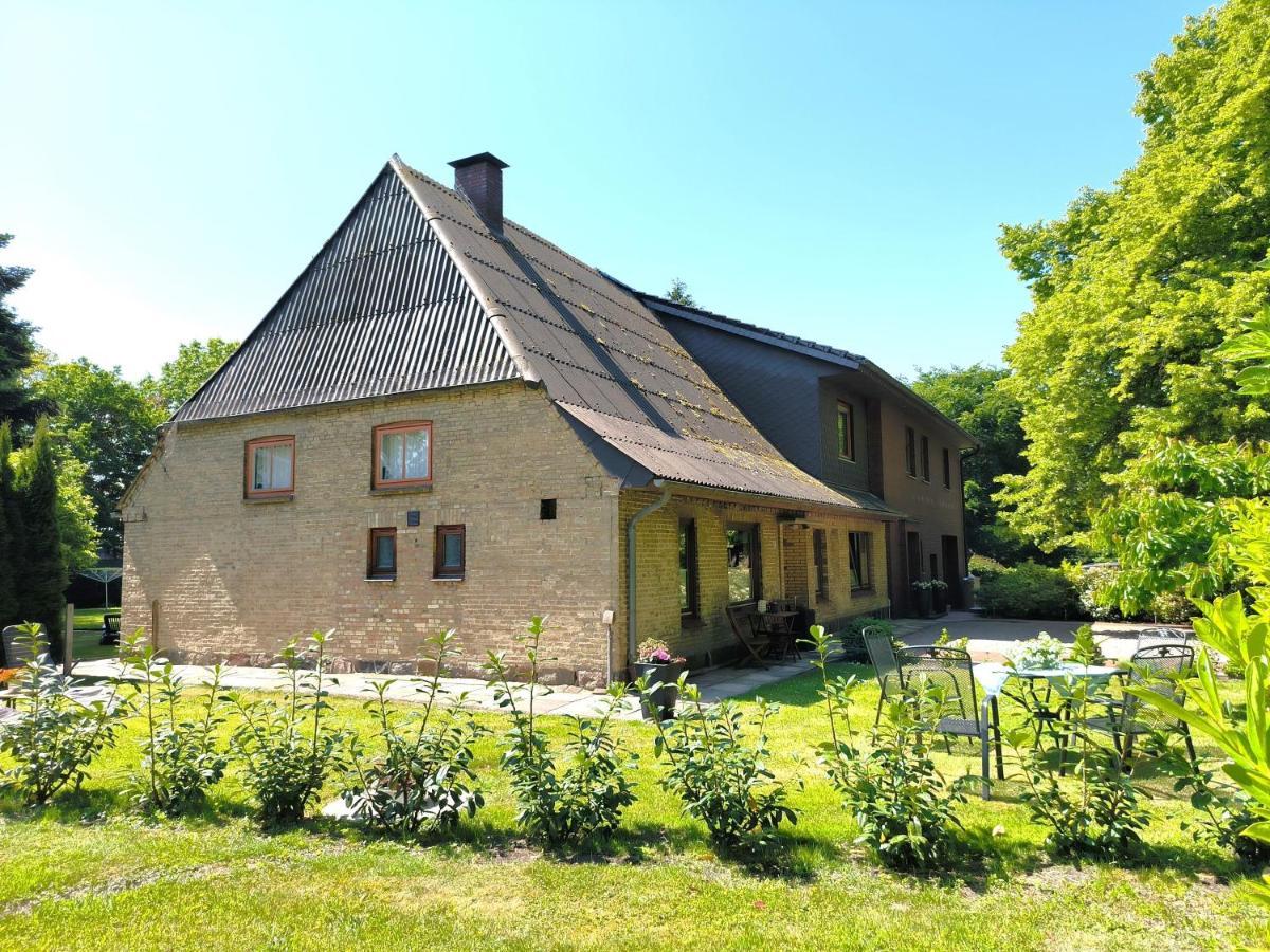 Dorpstedt Ferienwohnung Zwischen Den Meeren - Schoene Und Gemuetliche Fewo Mit Garten מראה חיצוני תמונה